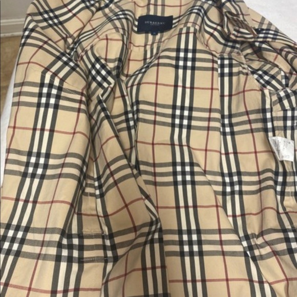 Burberry London Botton Down Long Sleeve with Neck Buckle